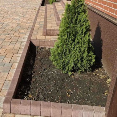 Бордюр квадрат коричневий 0,5м